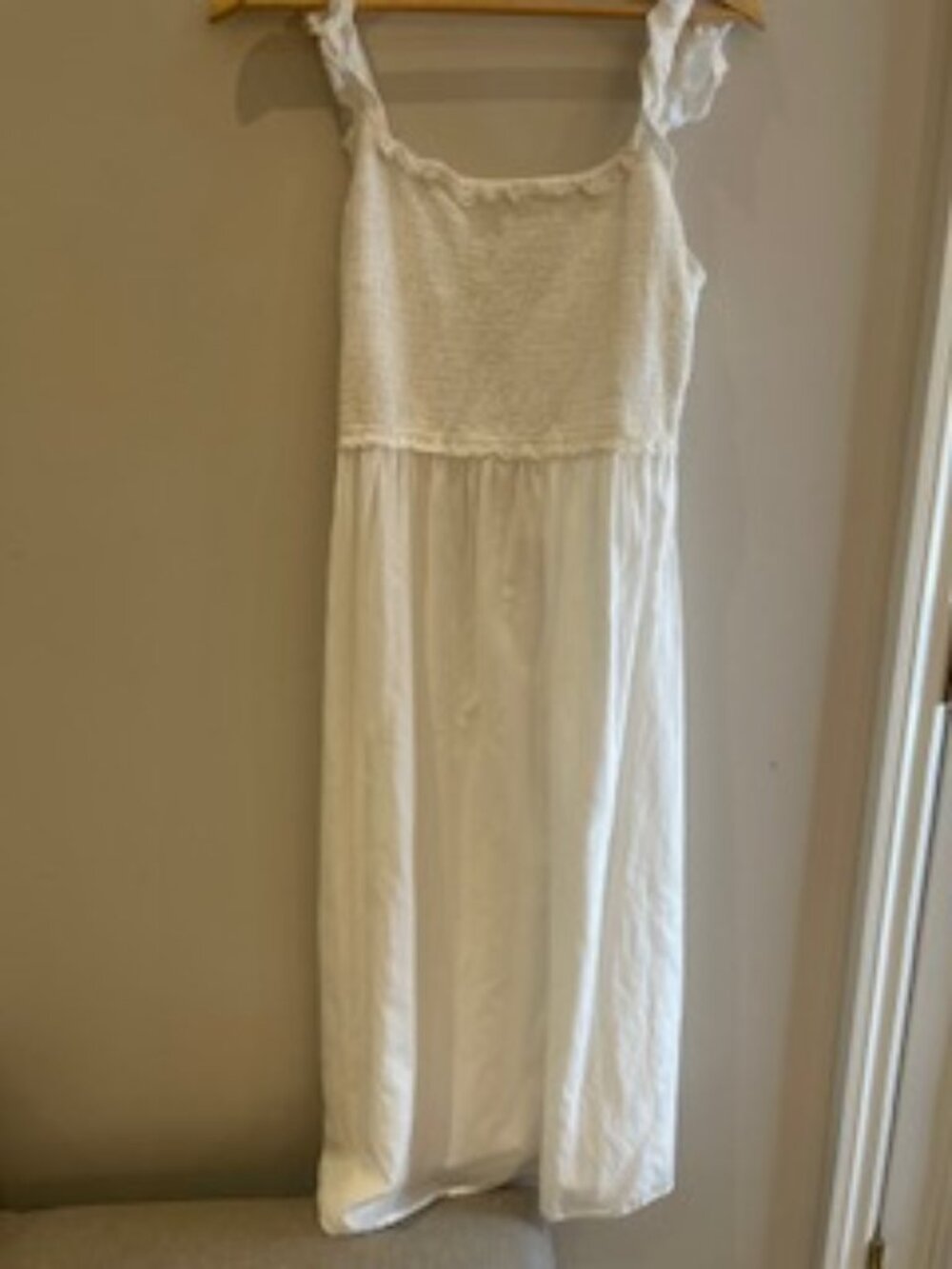 Wilfred White Linen Women Midi Dress Sleeveless Smocked bodice